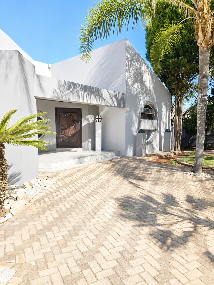 4 Bedroom Property for Sale in Wilkoppies North West